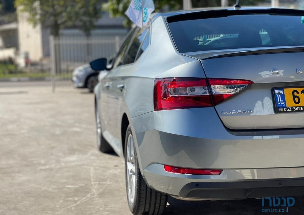 2021' Skoda Superb סקודה סופרב photo #4