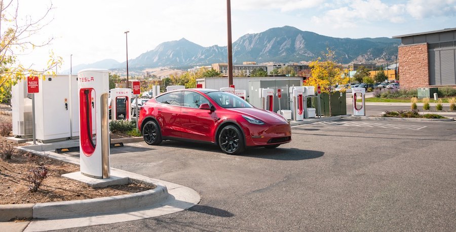 The Surprising Reason Why Supercharging Is More Expensive Than Gas Fill-Ups in Canada