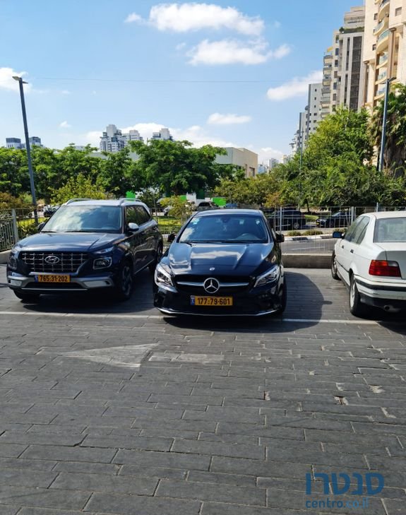 2018' Mercedes-Benz Cla מרצדס photo #1
