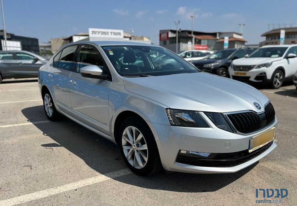 2019' Skoda Octavia סקודה אוקטביה photo #2