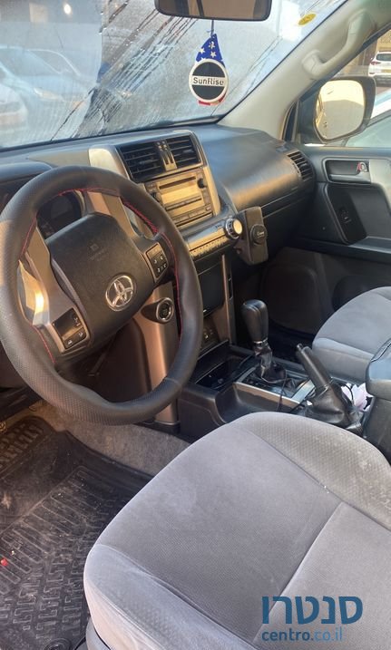 2012' Toyota Land Cruiser טויוטה לנד קרוזר photo #3