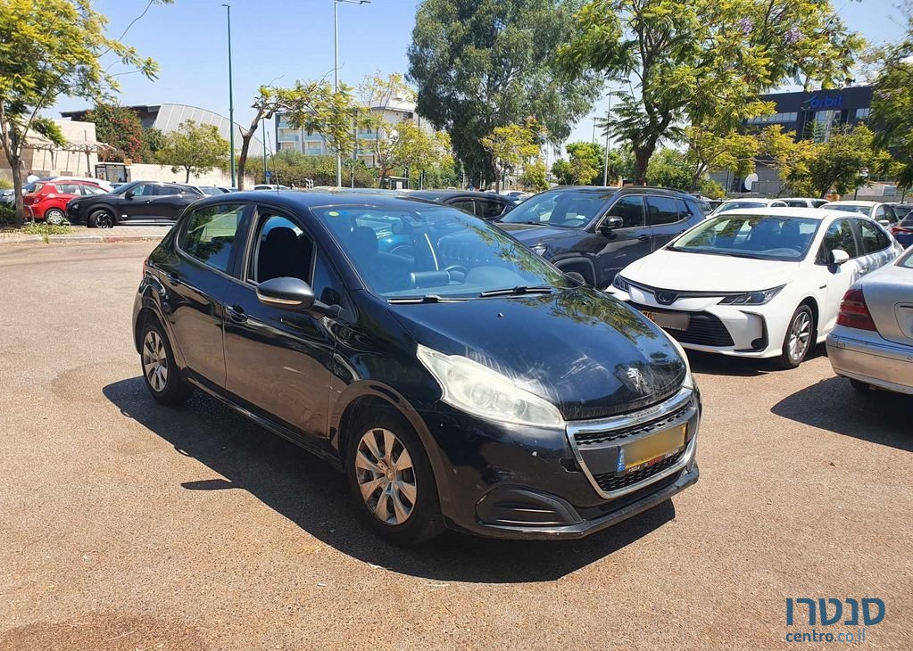 2017' Peugeot 208 פיג'ו photo #2