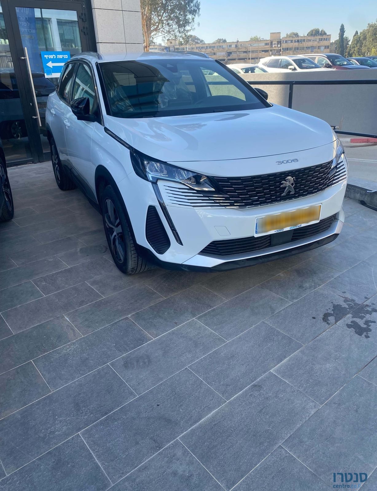 2024' Peugeot 3008 פיג'ו photo #4