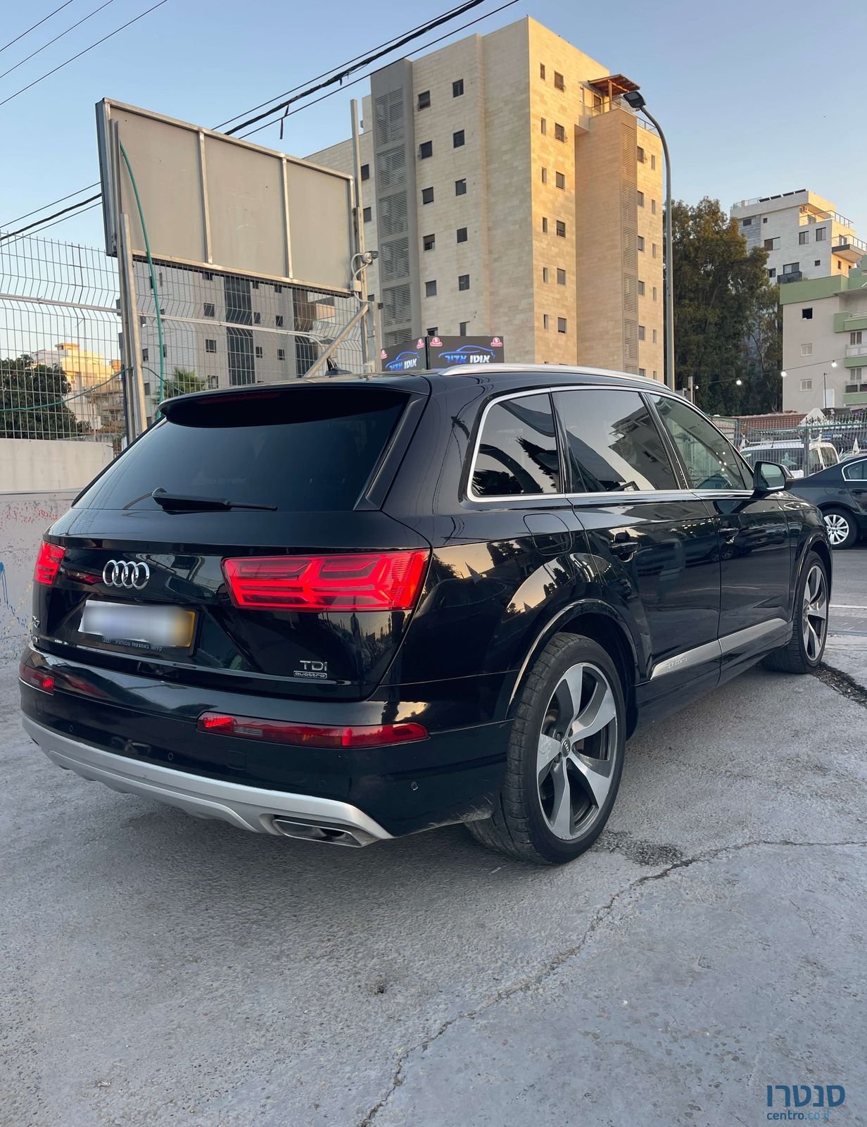 2017' Audi Q7 אאודי photo #4