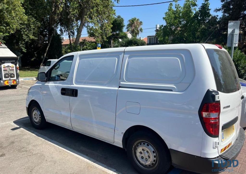 2015' Hyundai i800 יונדאי photo #2