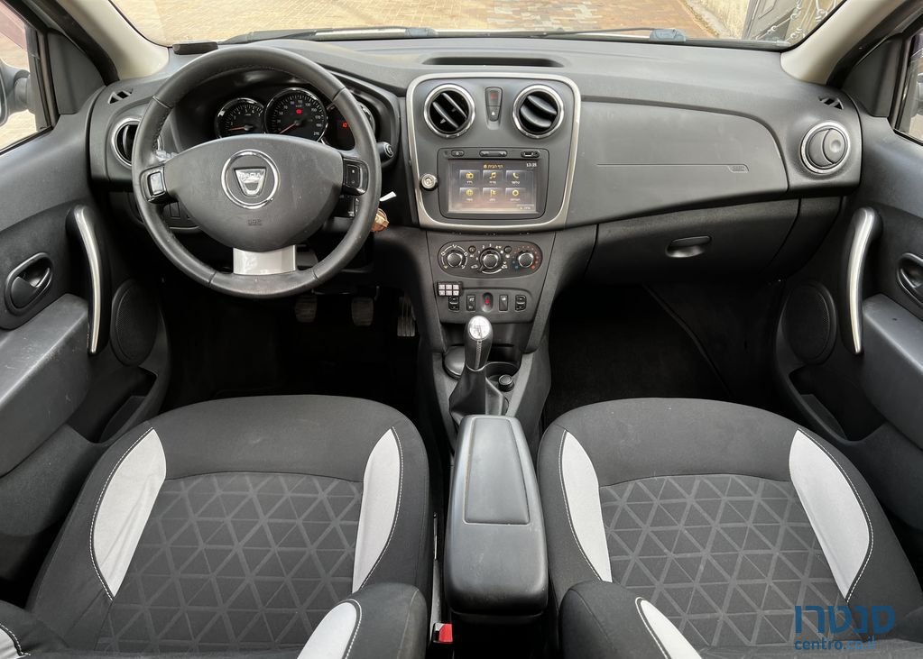 2015' Dacia Sandero Stepway דאצ'יה סנדרו photo #3
