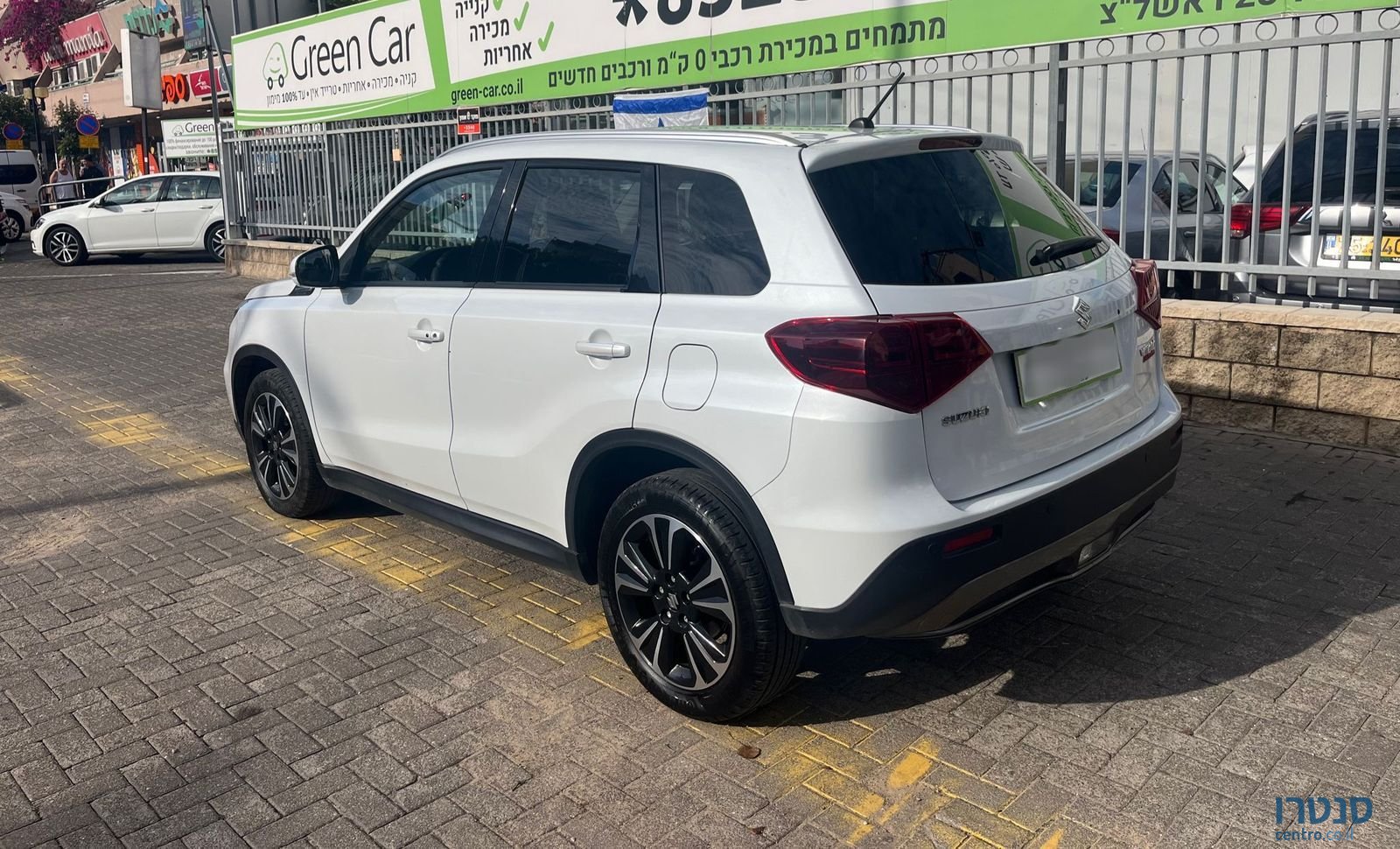 2021' Suzuki Vitara photo #3