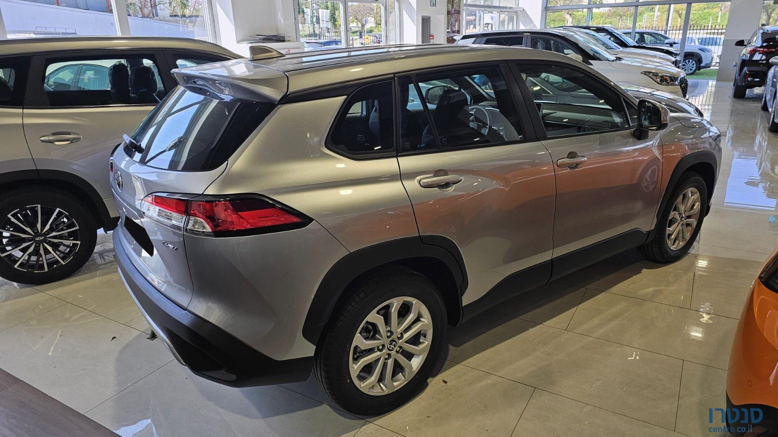 2025' Toyota Corolla Cross photo #3