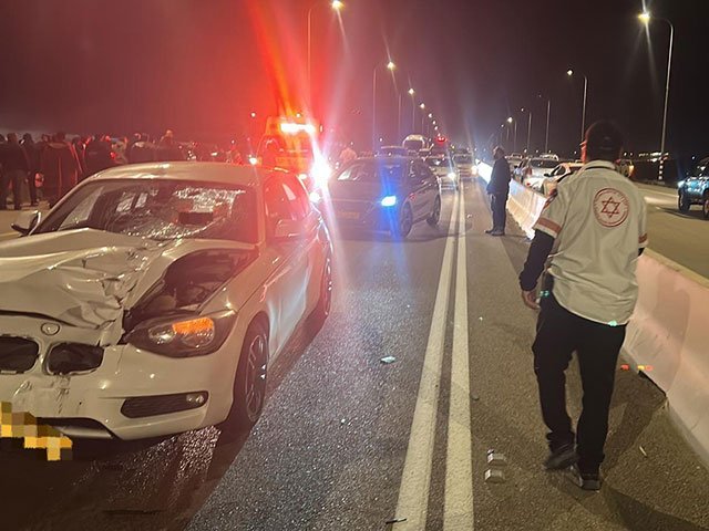 На 31-й трассе в Негеве под колесами автомобиля погиб мужчина