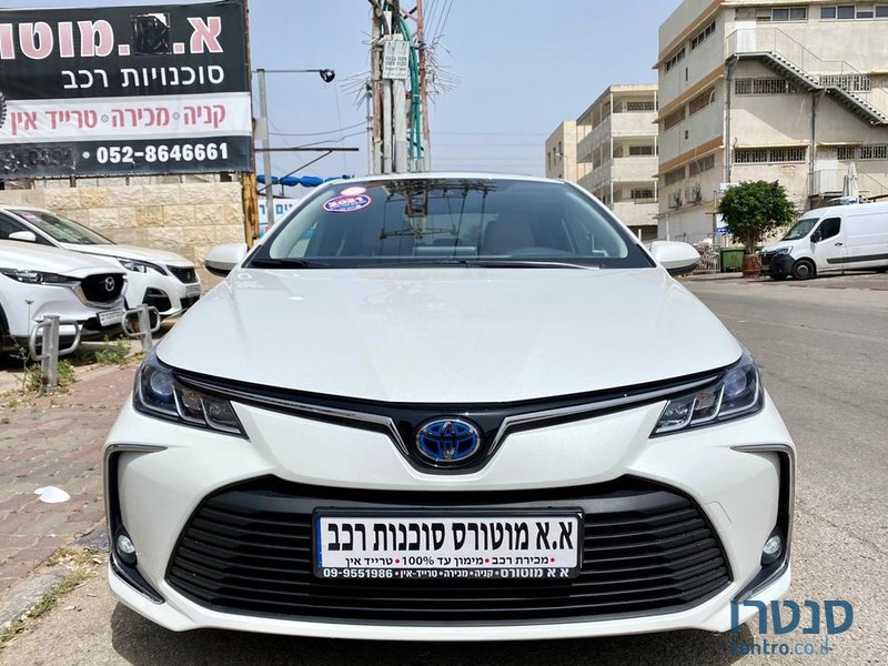 2020' Toyota Corolla טויוטה קורולה photo #3