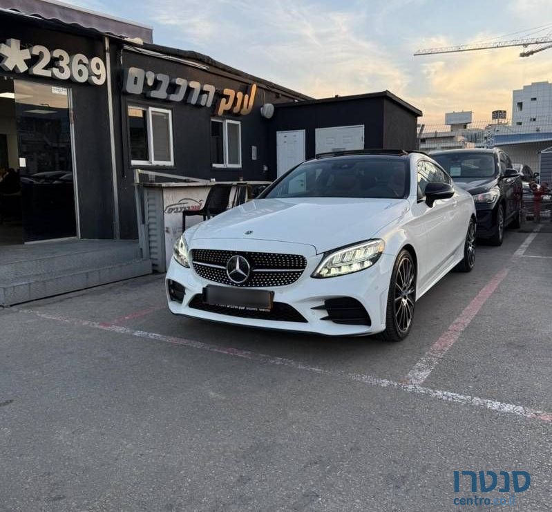 2022' Mercedes-Benz C-Class מרצדס-בנץ photo #1