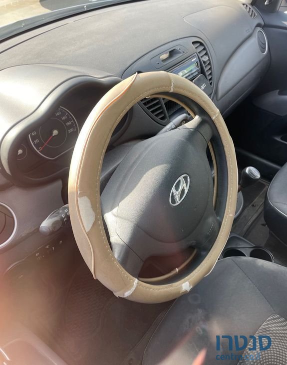 2012' Hyundai i10 יונדאי photo #4