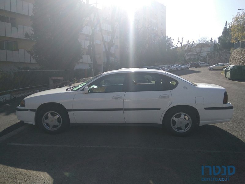 2001' Chevrolet Impala photo #2