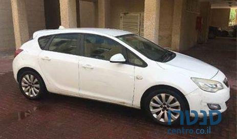 2011' Opel Astra אופל אסטרה photo #2