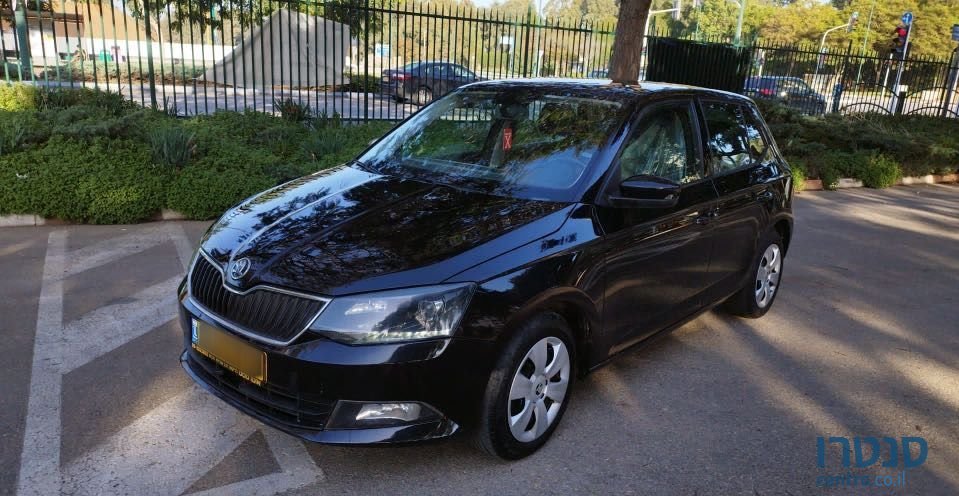 2016' Skoda Fabia סקודה פאביה photo #1
