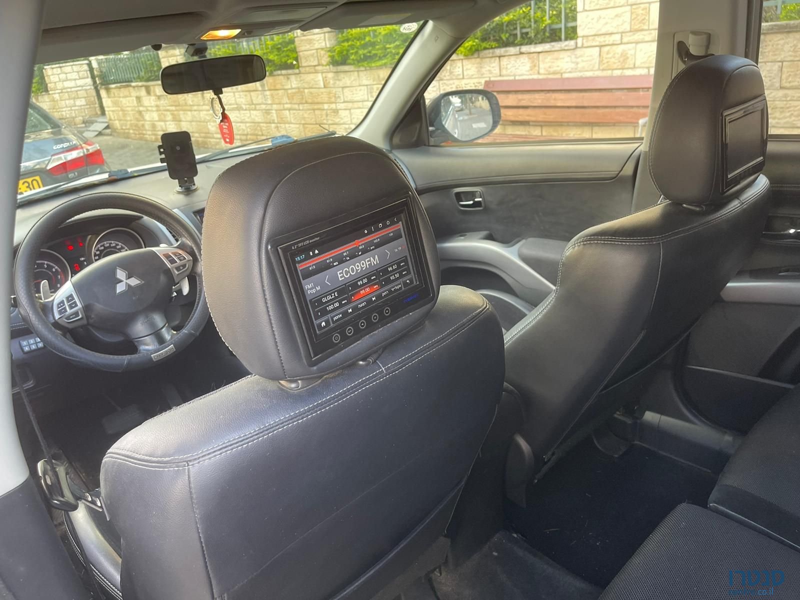 2012' Mitsubishi Outlander מיצובישי אאוטלנדר photo #3