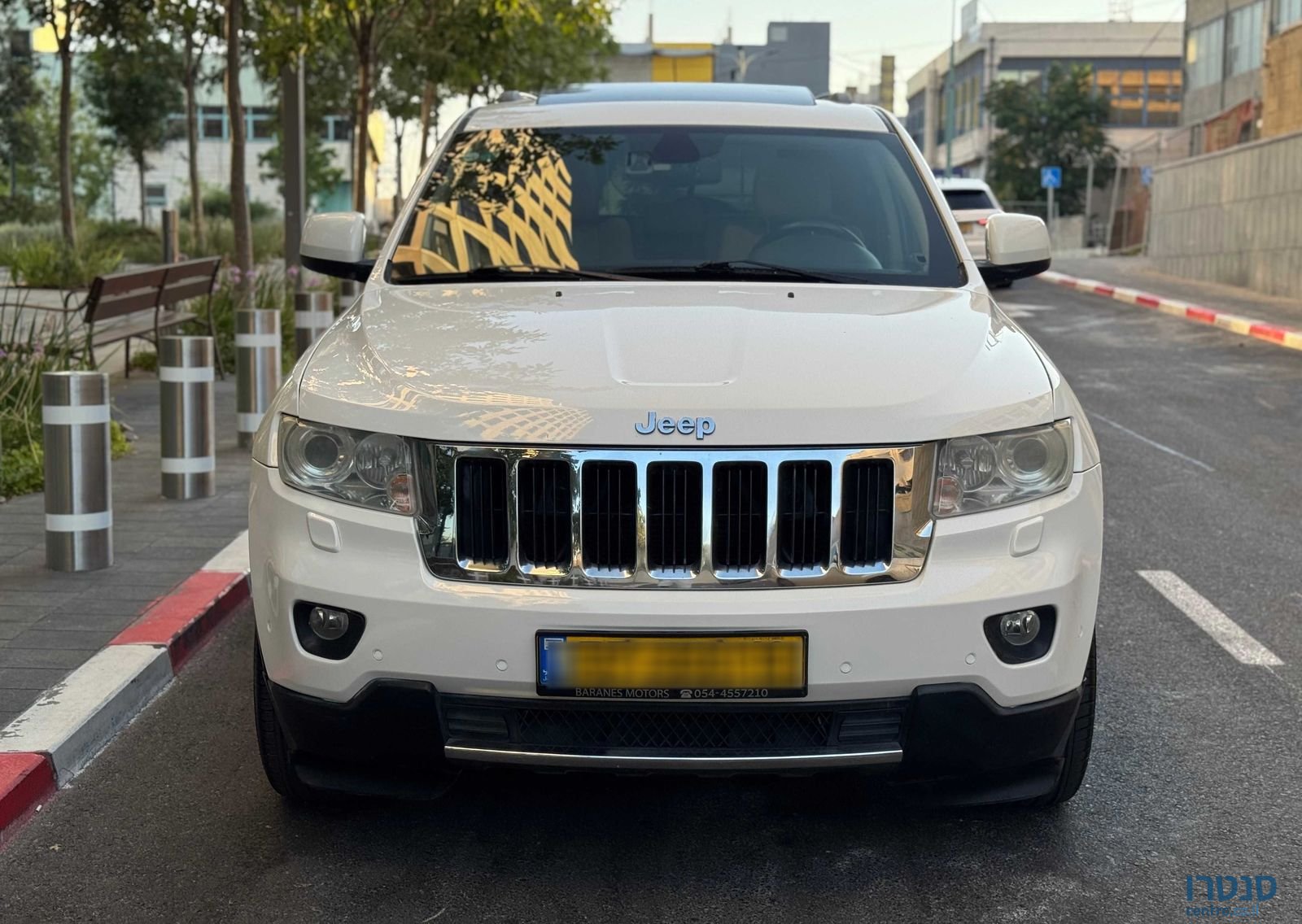 2012' Jeep Grand Cherokee ג'יפ גרנד צ'ירוקי photo #5