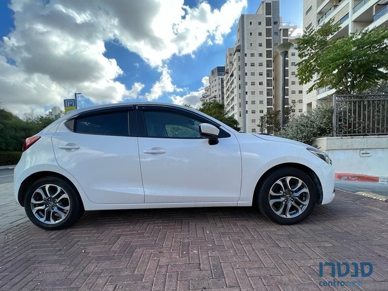 2019' Mazda 2 מאזדה photo #1