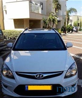 2012' Hyundai I30Cw photo #2