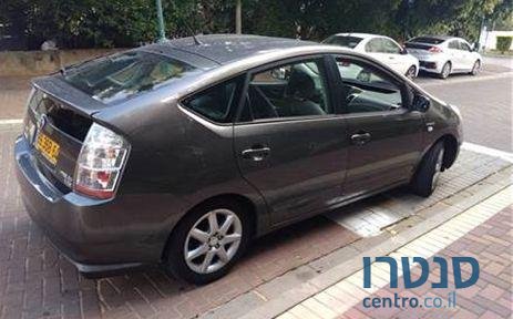 2009' Toyota Prius טויוטה פריוס photo #2