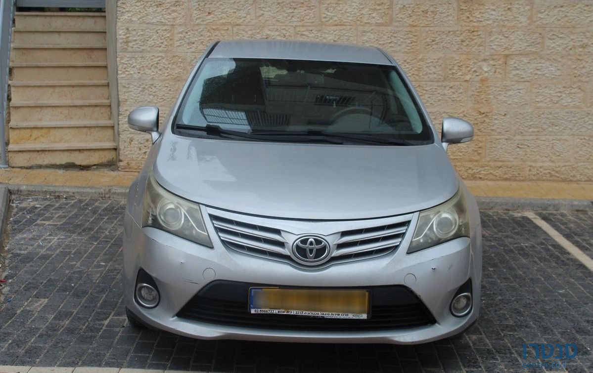 2013' Toyota Avensis טויוטה אוונסיס photo #5