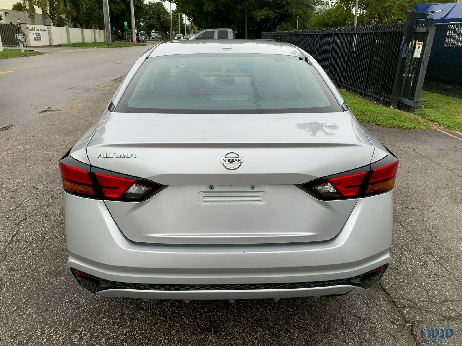 2020' Nissan Altima photo #4
