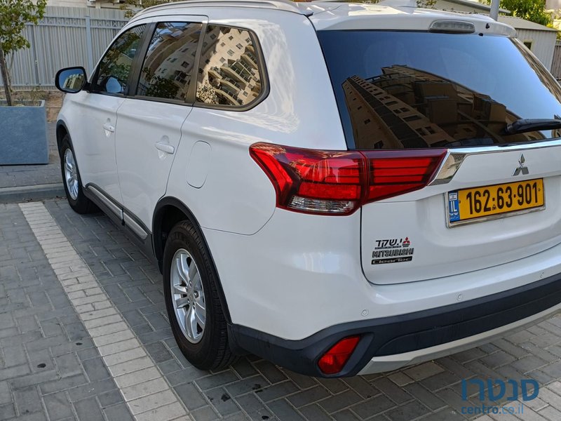 2017' Mitsubishi Outlander מיצובישי אאוטלנדר photo #6