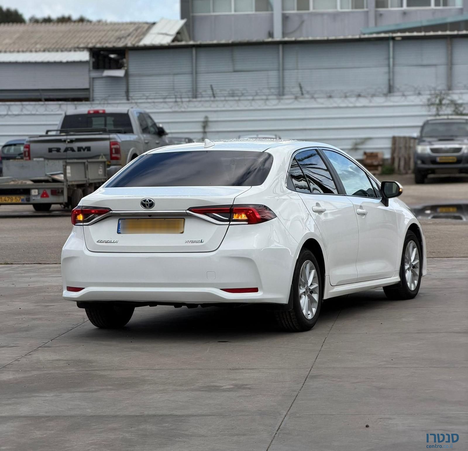 2022' Toyota Corolla טויוטה קורולה photo #2