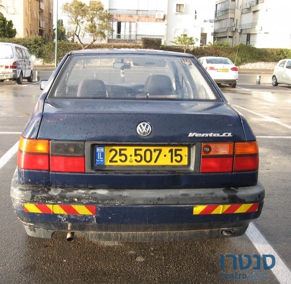 1994' Volkswagen Vento photo #4