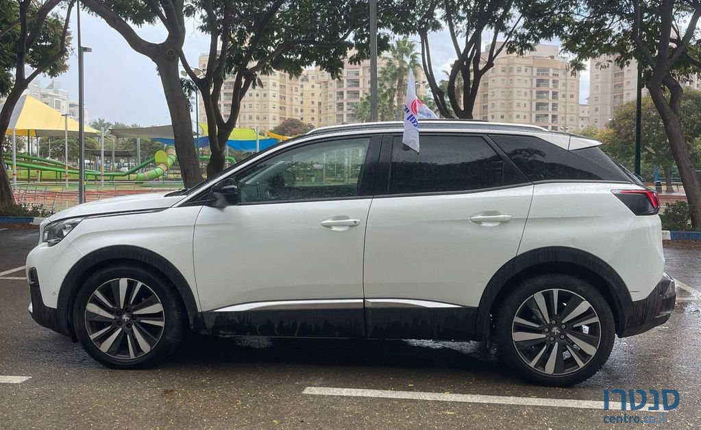 2017' Peugeot 3008 פיג'ו photo #5