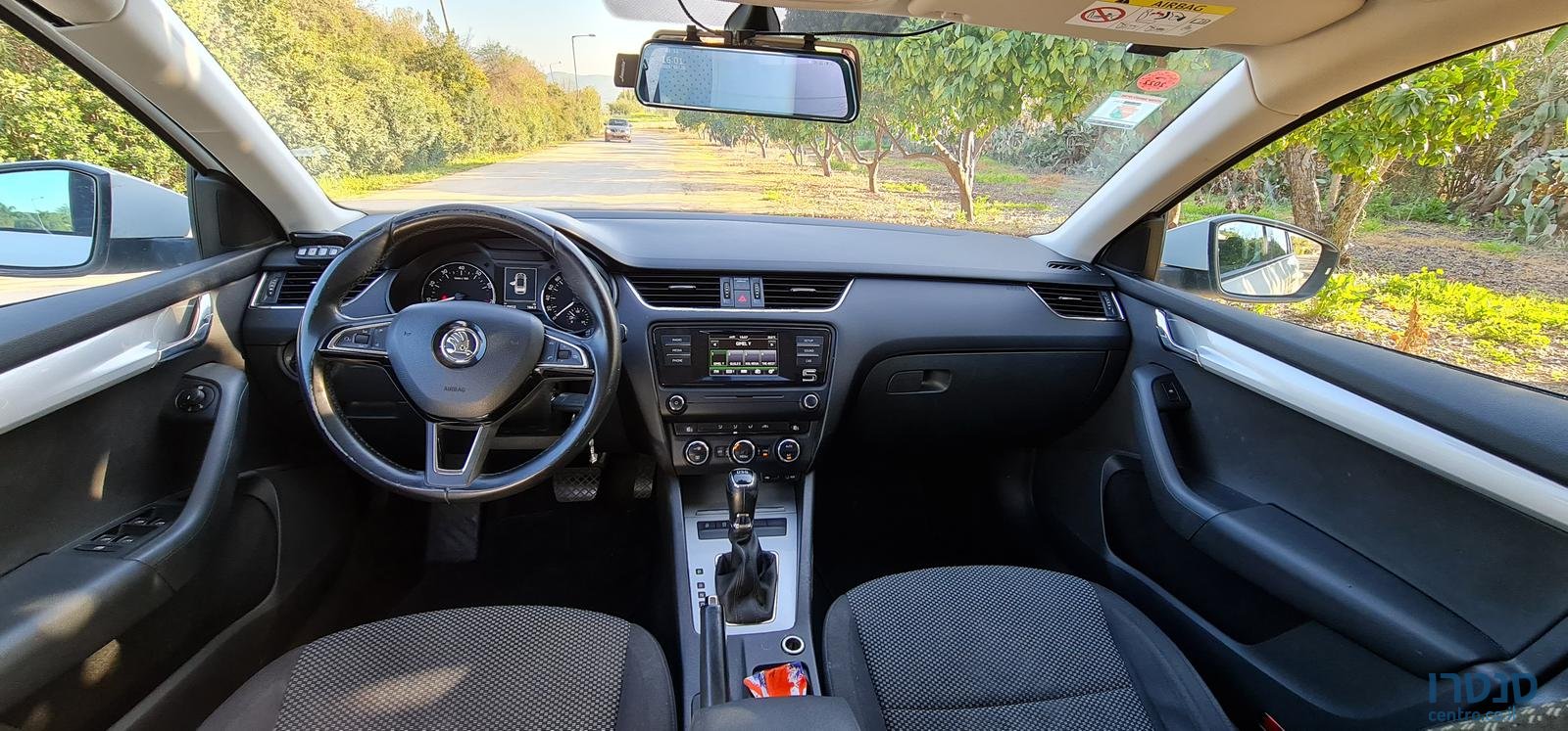 2015' Skoda Octavia A7 Ambition photo #3