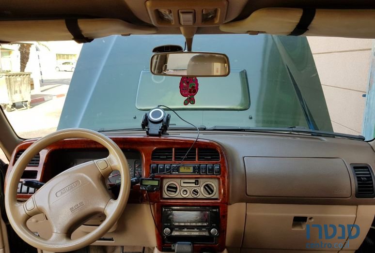 2003' Isuzu Trooper photo #5