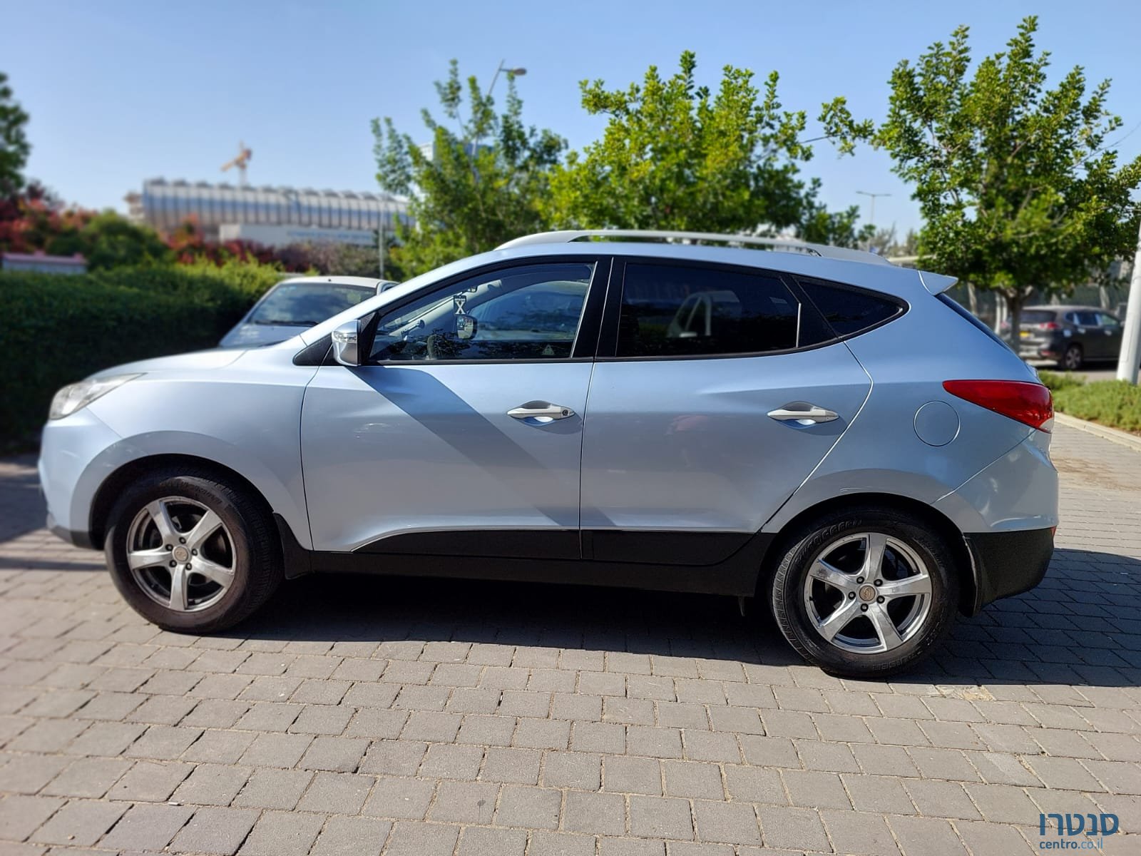 2013' Hyundai ix35 photo #1