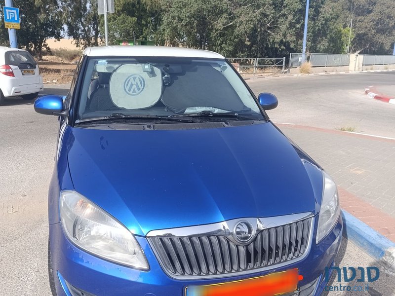 2014' Skoda פאביה סקודה פאביה photo #2