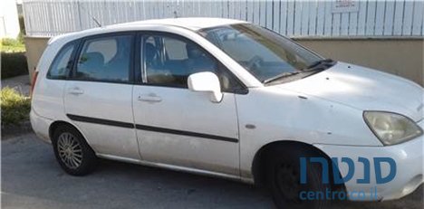 2003' Suzuki Baleno photo #2