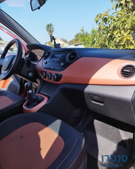 2015' Hyundai i10 יונדאי photo #4