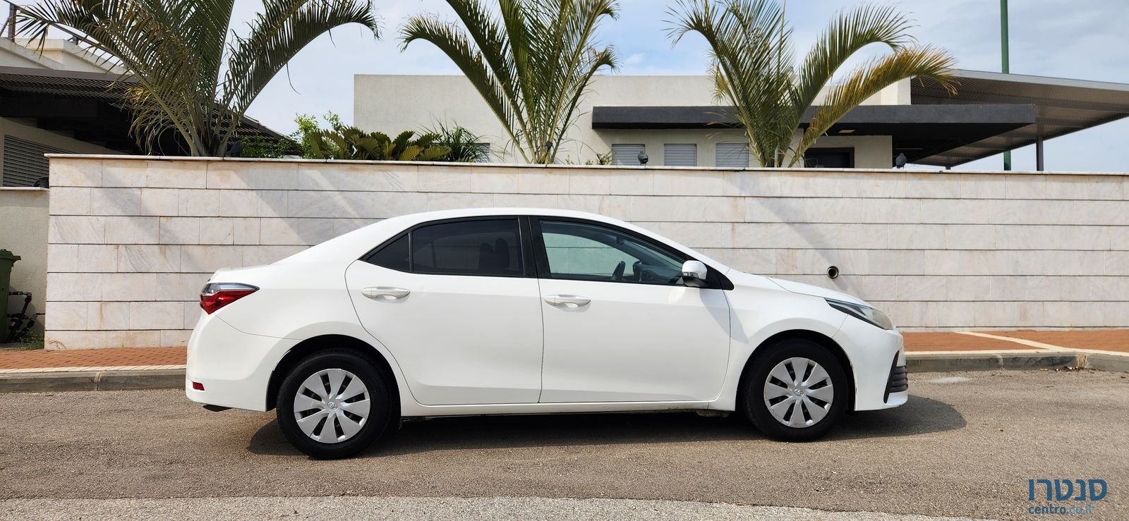 2018' Toyota Corolla טויוטה קורולה photo #2