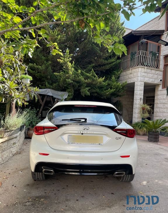 2017' Infiniti Q30 אינפיניטי photo #3