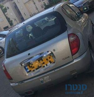1999' Daihatsu Sirion דייהטסו סיריון photo #2