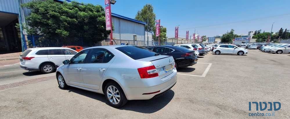 2020' Skoda Octavia סקודה אוקטביה photo #5
