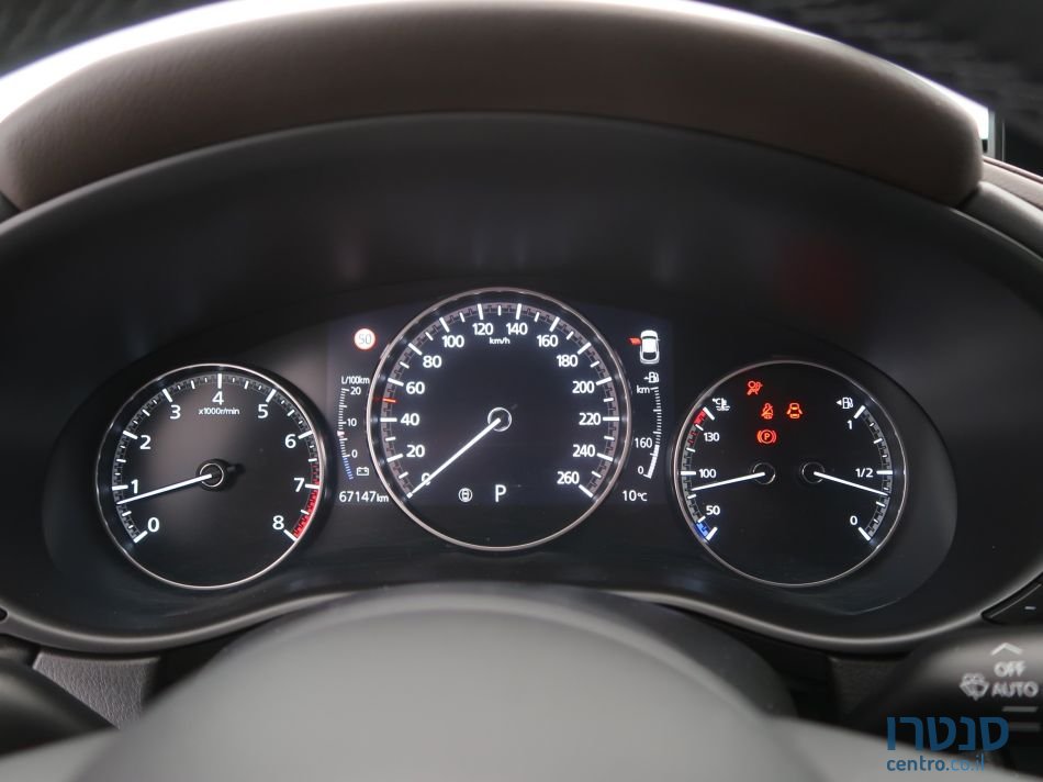 2021' Mazda E-series photo #7