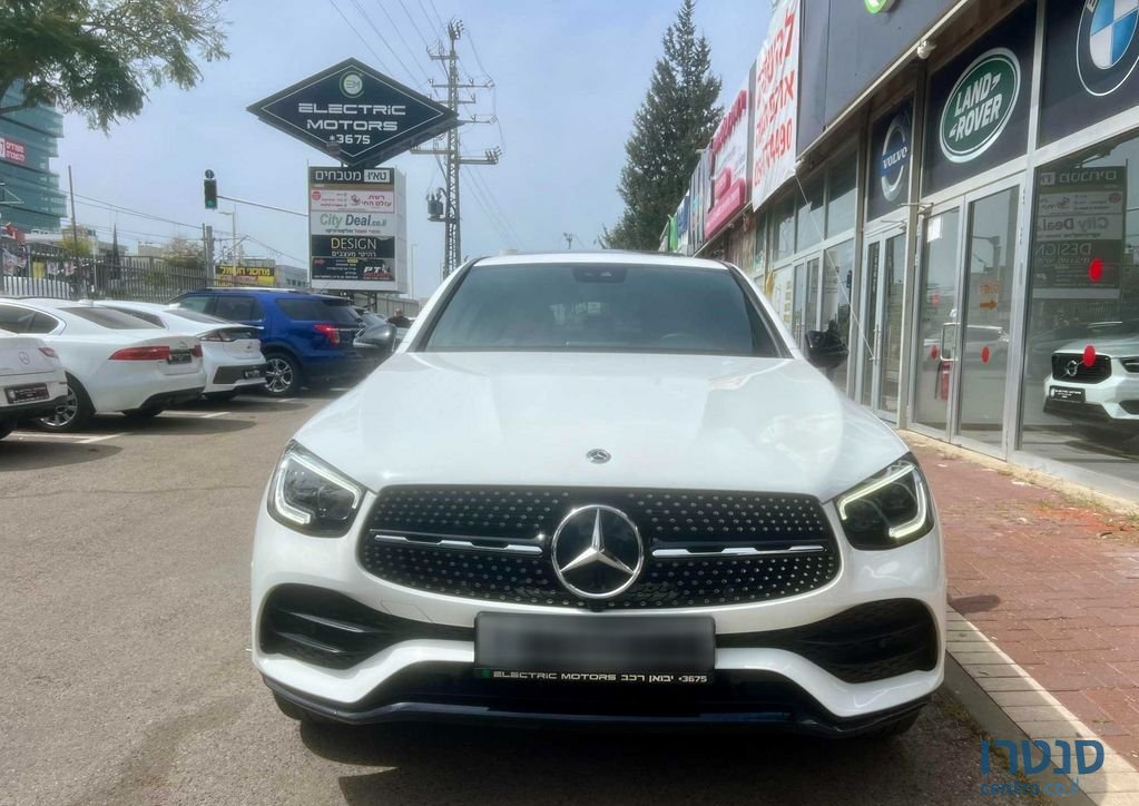 2021' Mercedes-Benz Glc-Class מרצדס photo #2
