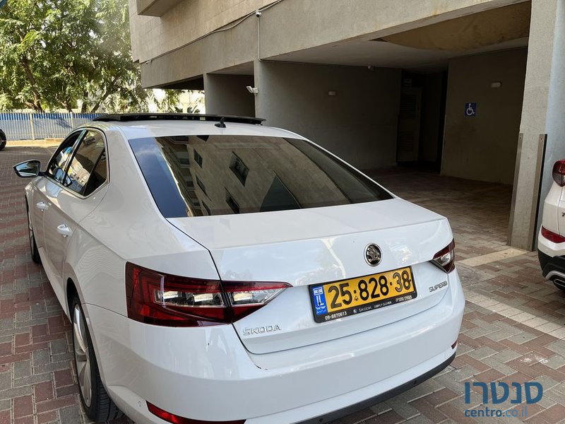 2016' Skoda Superb סקודה סופרב photo #5