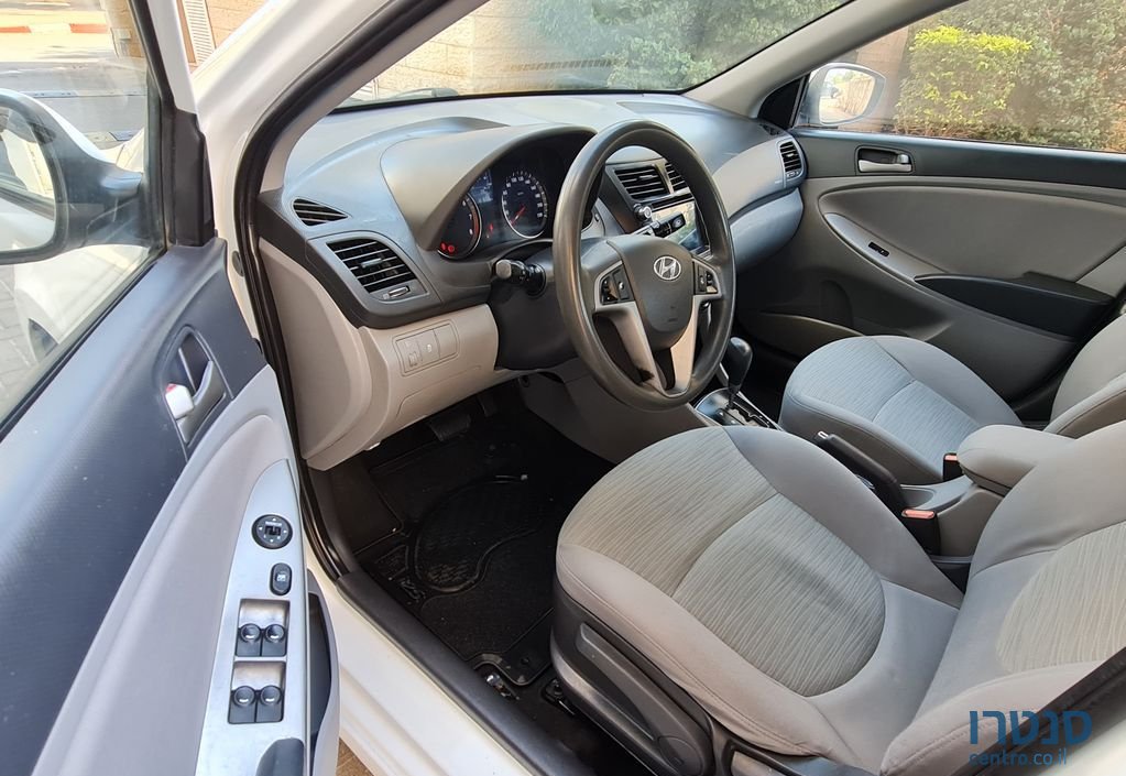 2016' Hyundai i25 יונדאי photo #6