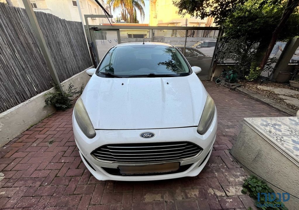 2013' Ford Fiesta פורד פיאסטה photo #3