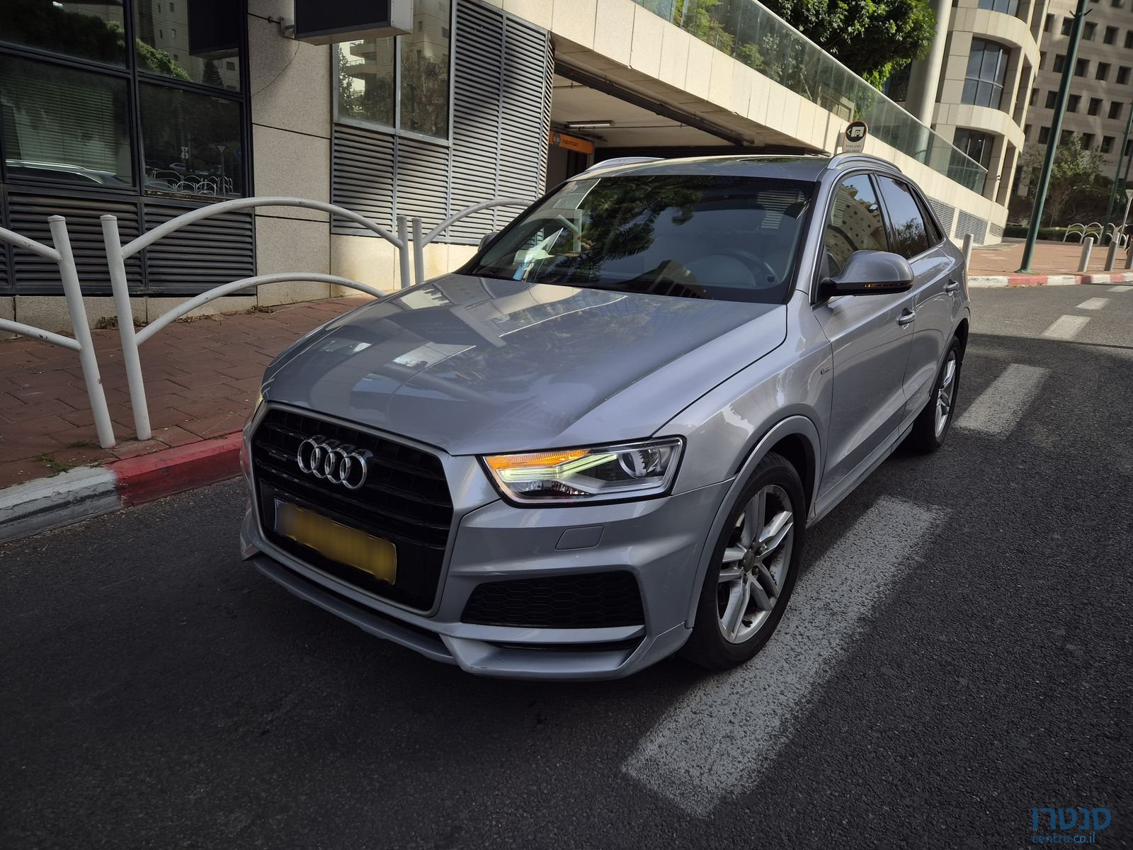 2018' Audi Q3 אאודי photo #1