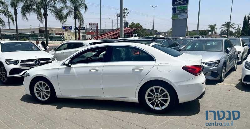 2019' Mercedes-Benz A-Class מרצדס photo #4