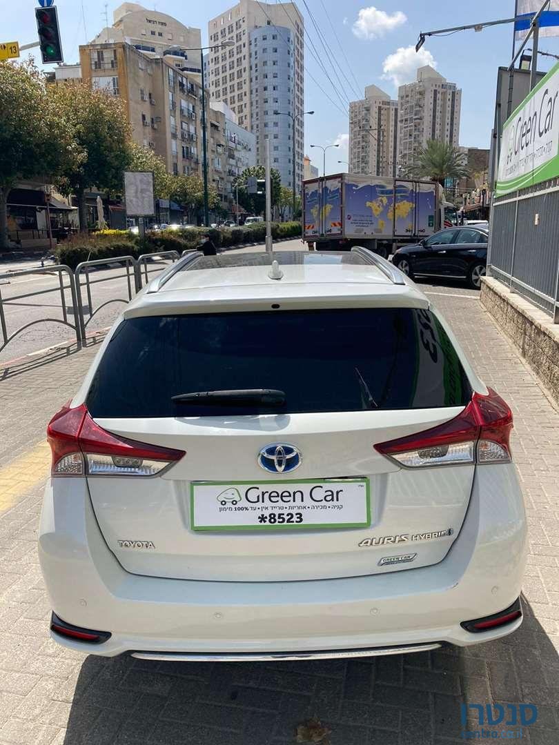 2017' Toyota Auris טויוטה אוריס photo #4