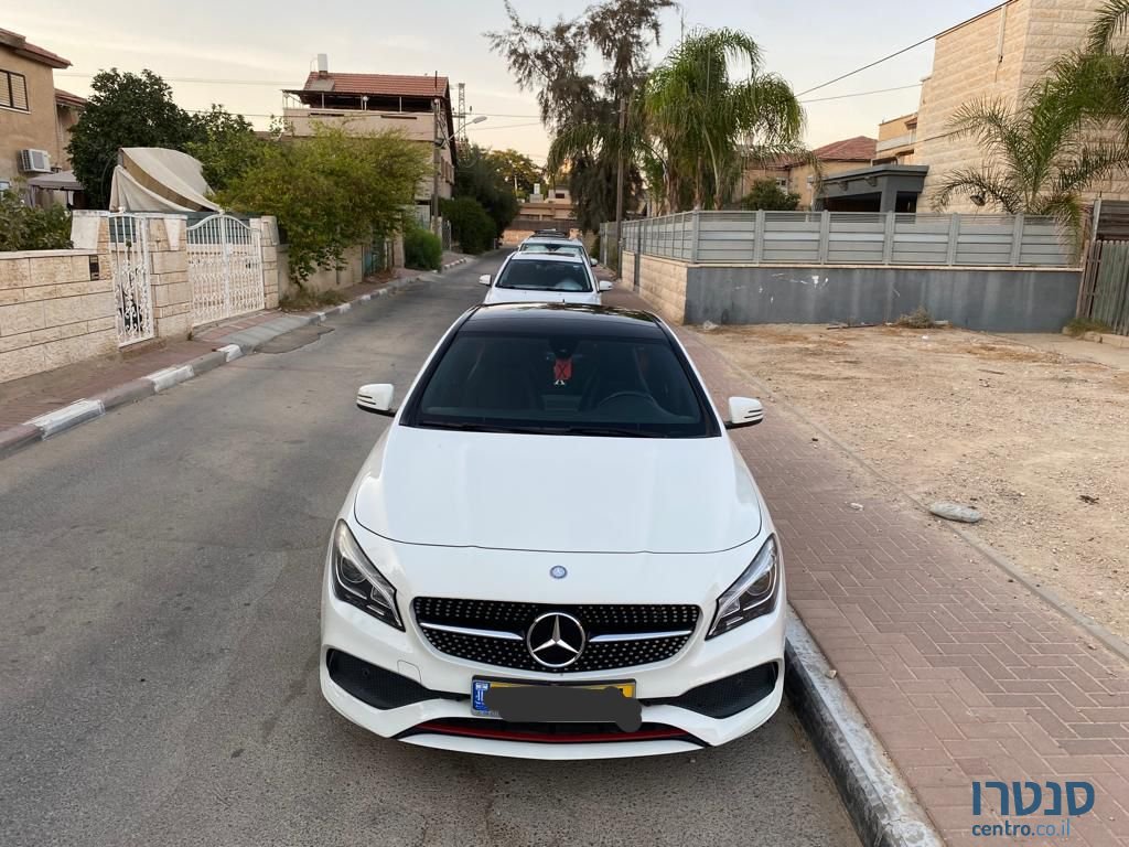 2017' Mercedes-Benz Cla מרצדס photo #1