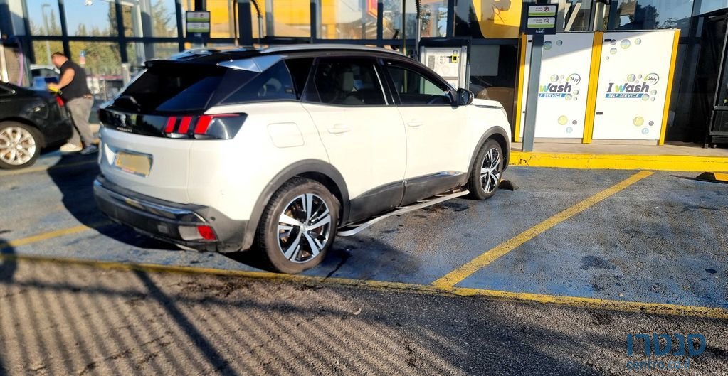 2019' Peugeot 3008 פיג'ו photo #3